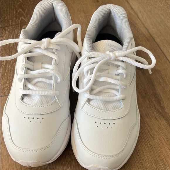 Reebok Shoes - NWOB!! Reebok White and Light Gray Women's Sneakers. Memorytech Ortholite Insole
